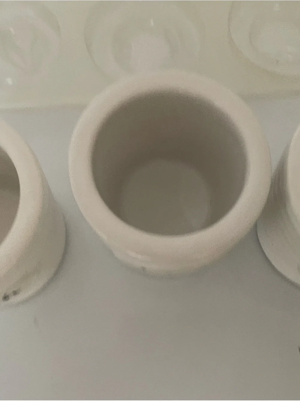 New Yankee Candle holders White Ceramic 'Live laugh love”' Trio